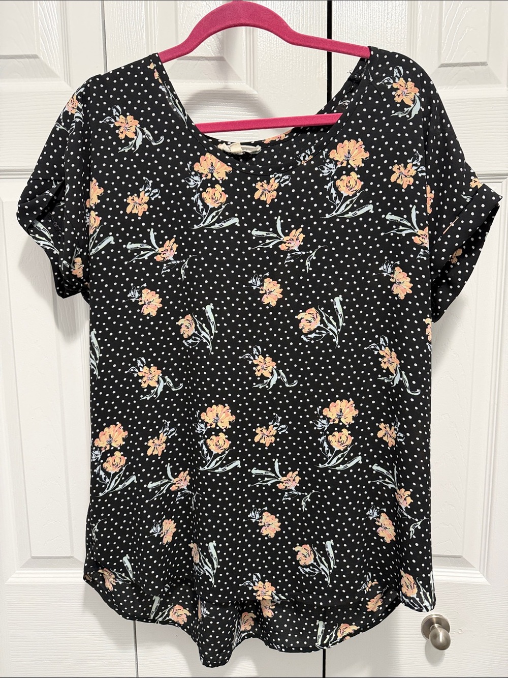 Pleione Black Floral & Polka Dot Short Sleeve Top